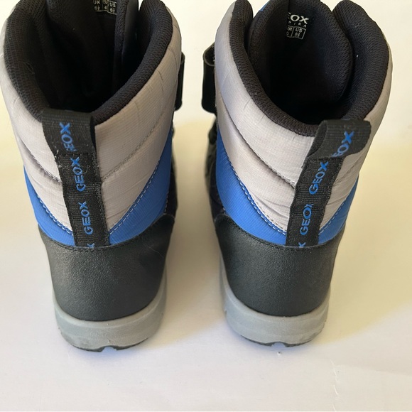 Boys Geox waterproof snow boots -worn twice - Picture 5 of 13